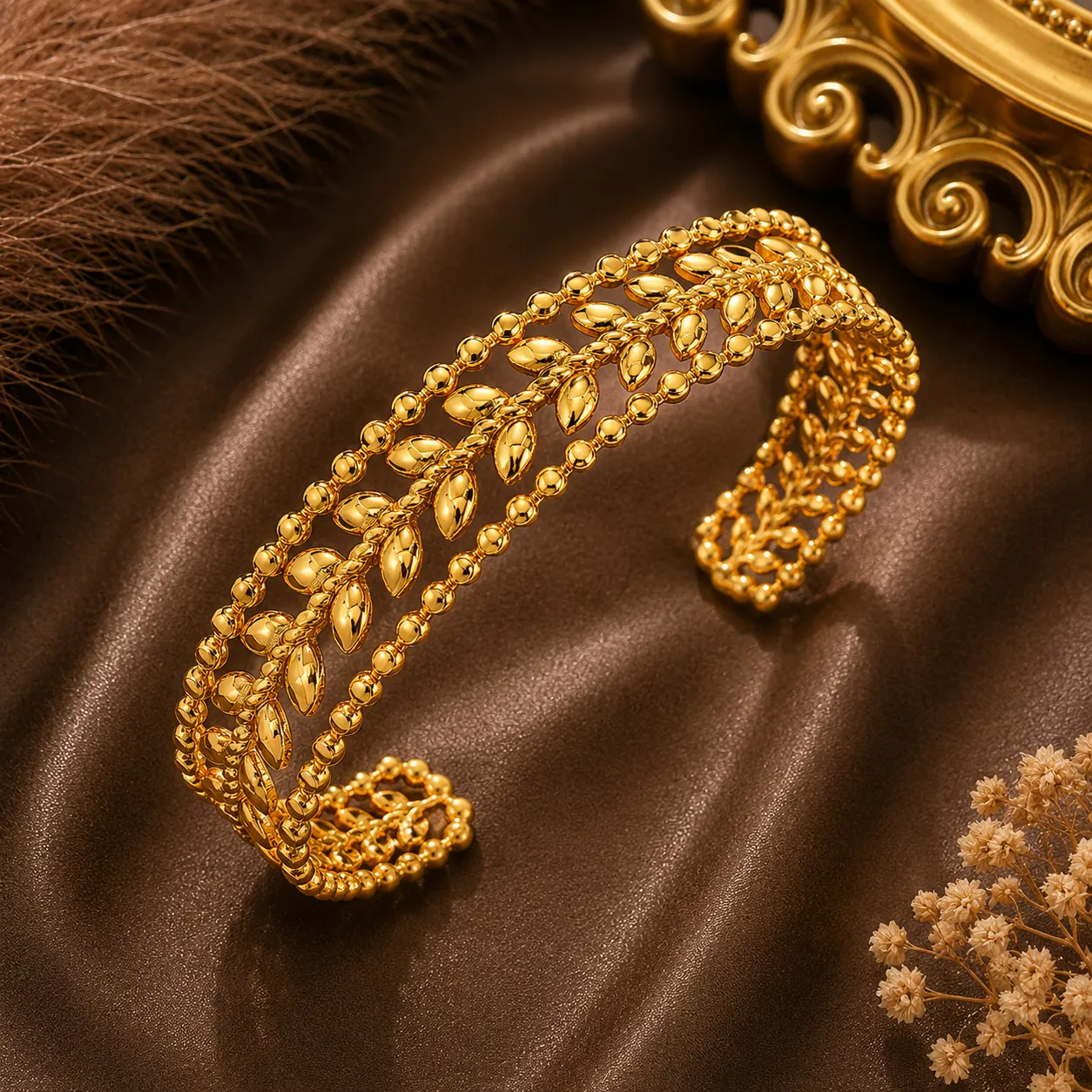 Elara Golden Leaf Cuff