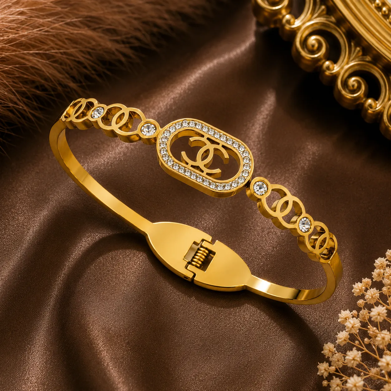 Celeste Golden Emblem Bangle