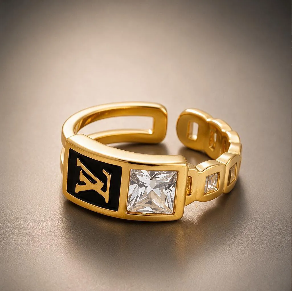 Noir Crystal Signet Ring