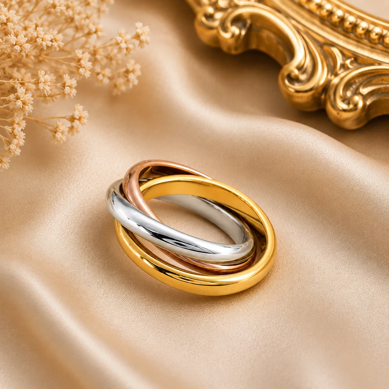 Trinity Interlock Tri-Tone Ring