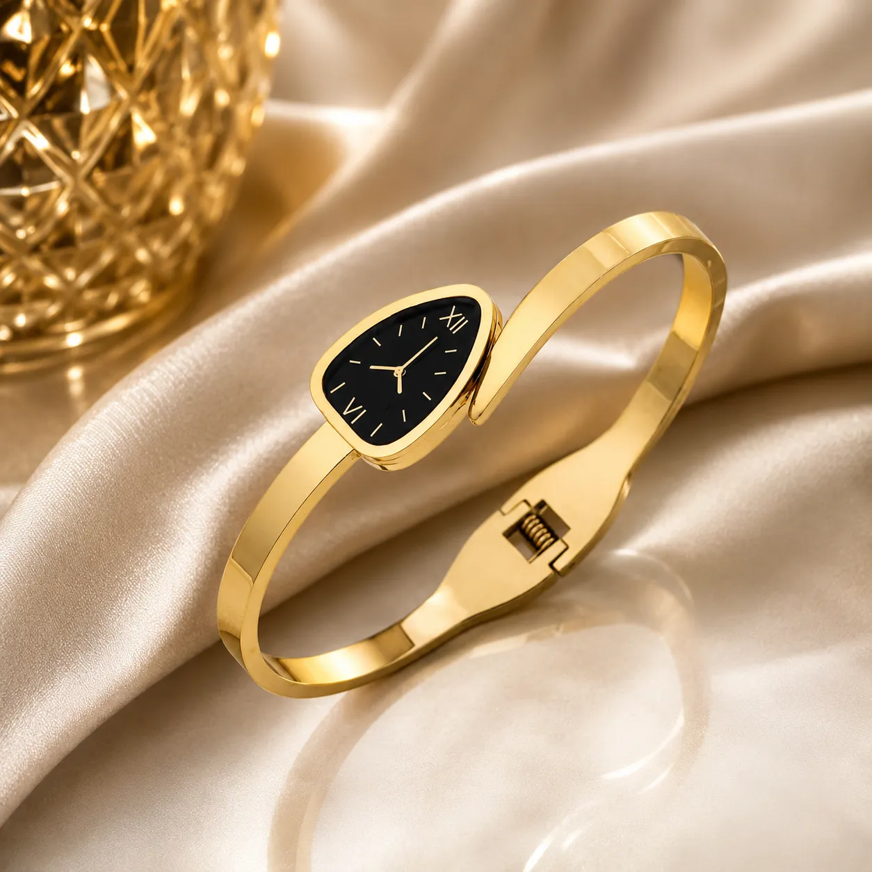Noir Dial Gold-Toned Bangle Watch Bracelet