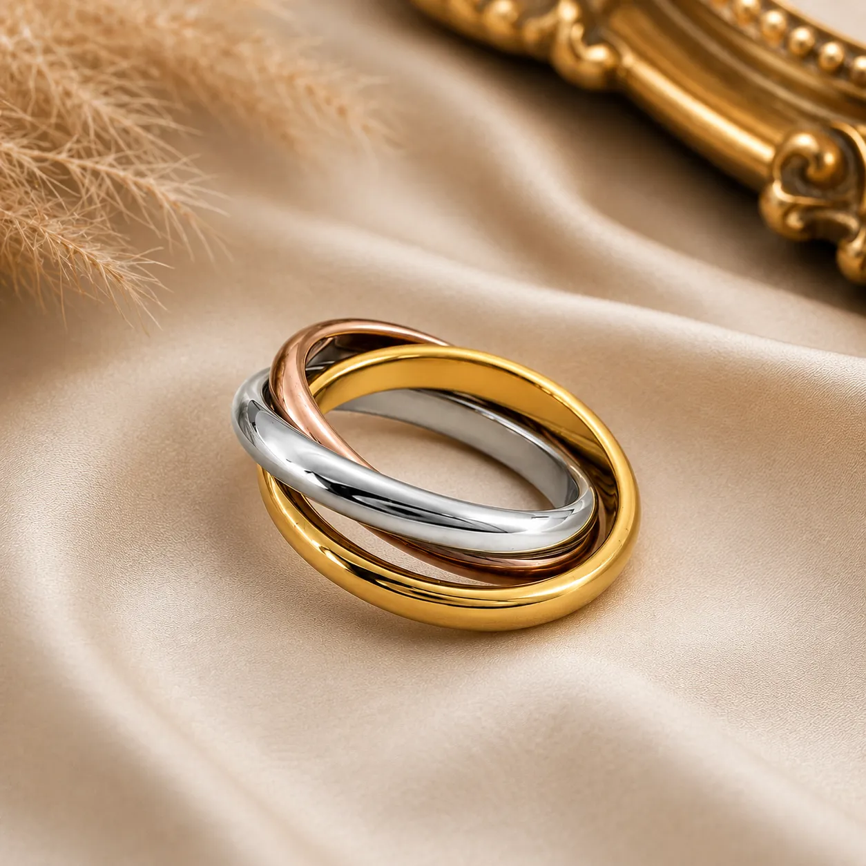 Trinity Interlock Tri-Tone Ring