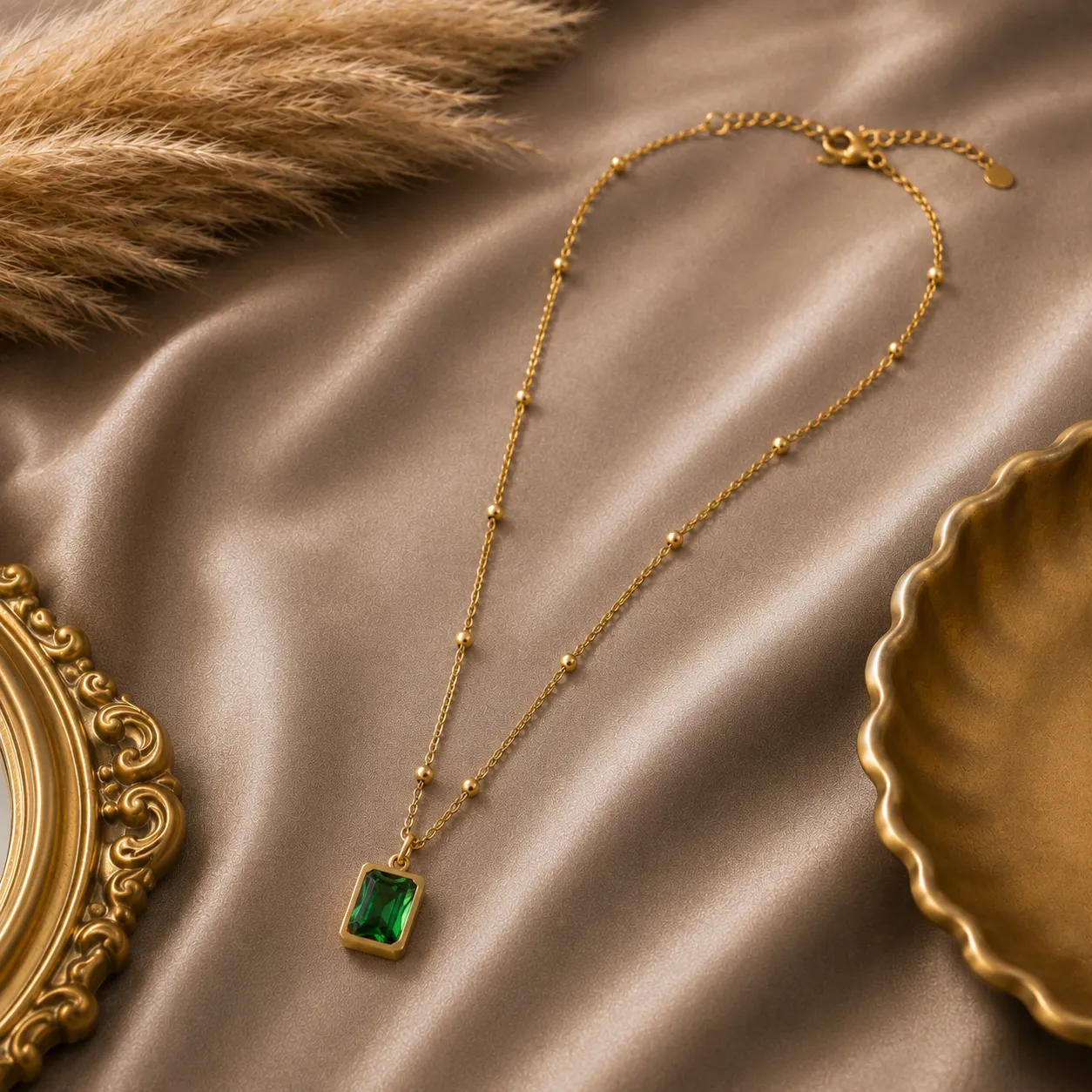 Elara Emerald Crystal Necklace image 2