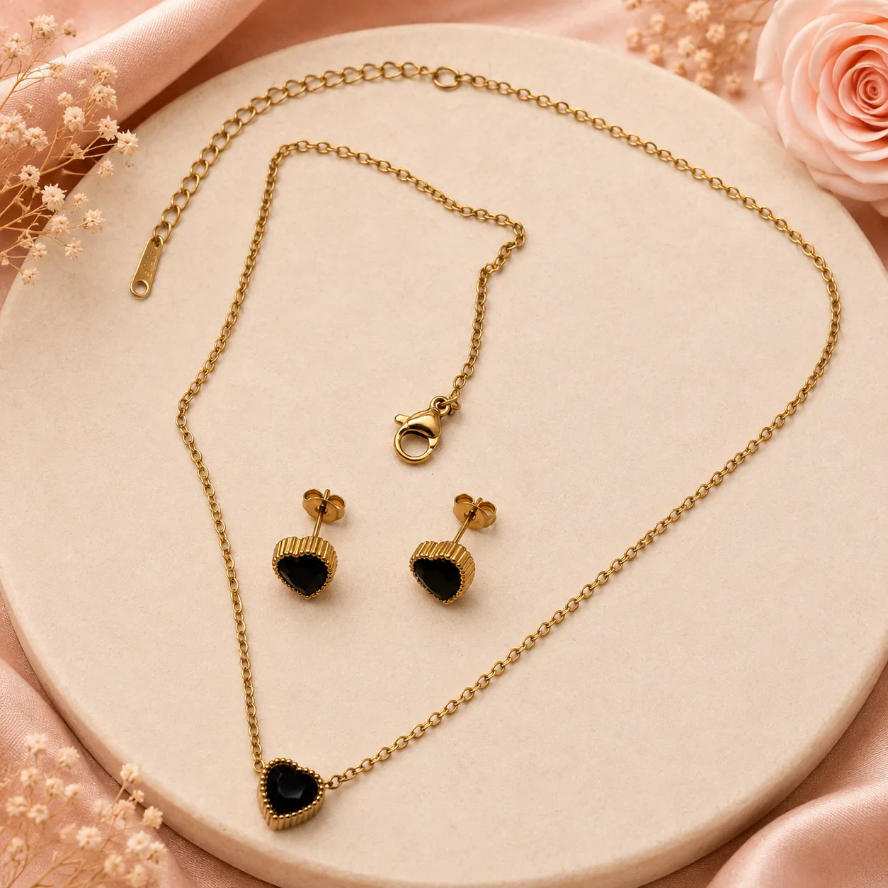 Noir Amour Heart Jewellery Set