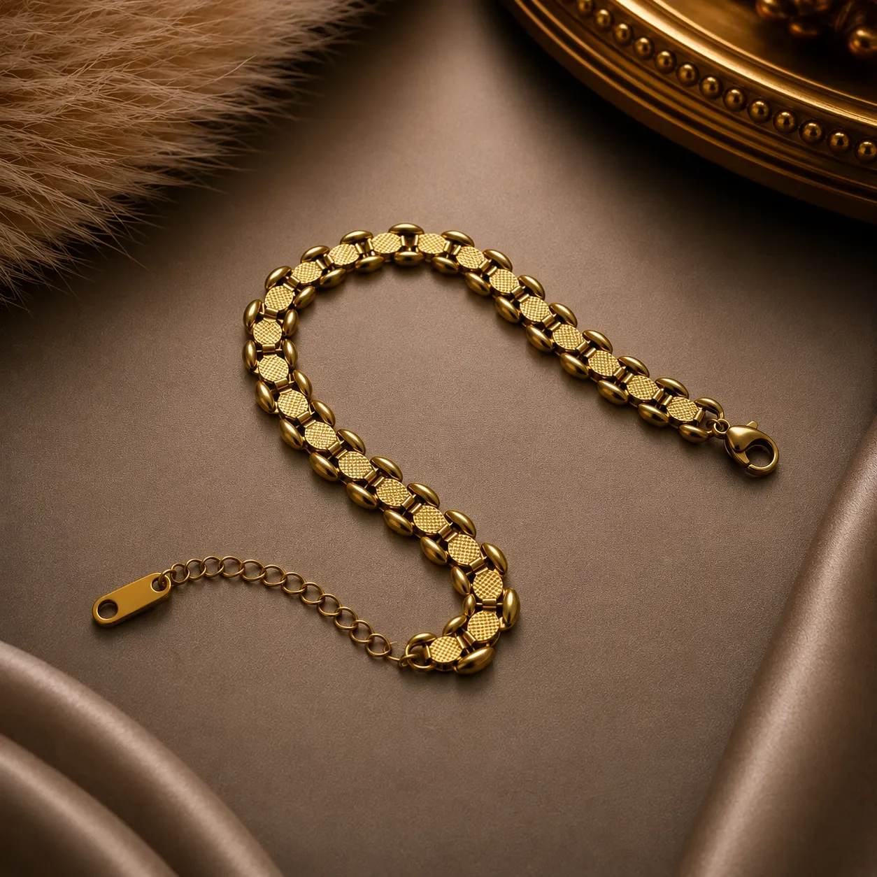 Aurelia Textured Link Bracelet