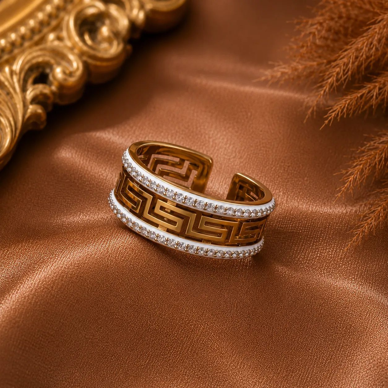 Aurelia Greek Key Ring