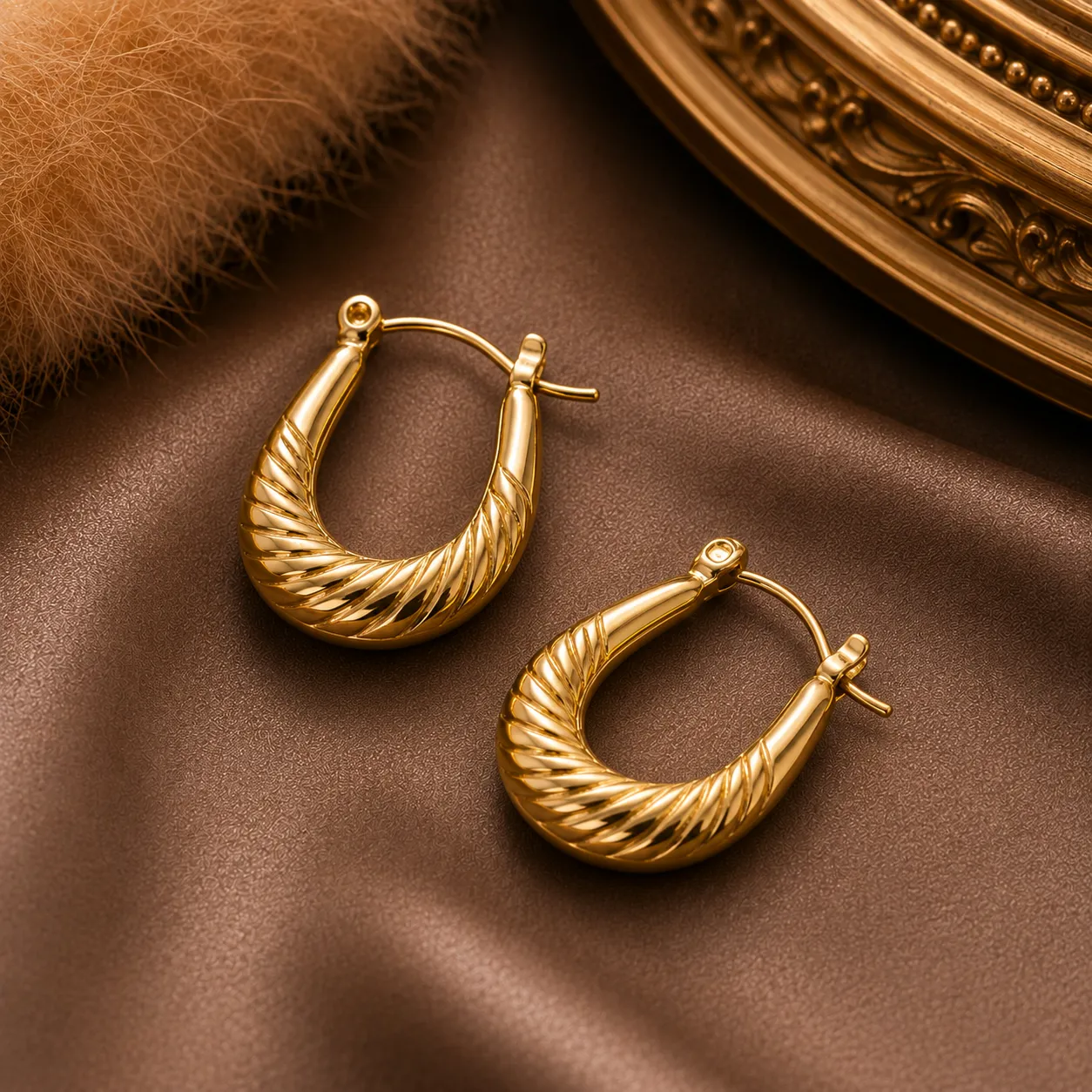 Aureline Twist Hoop Earrings