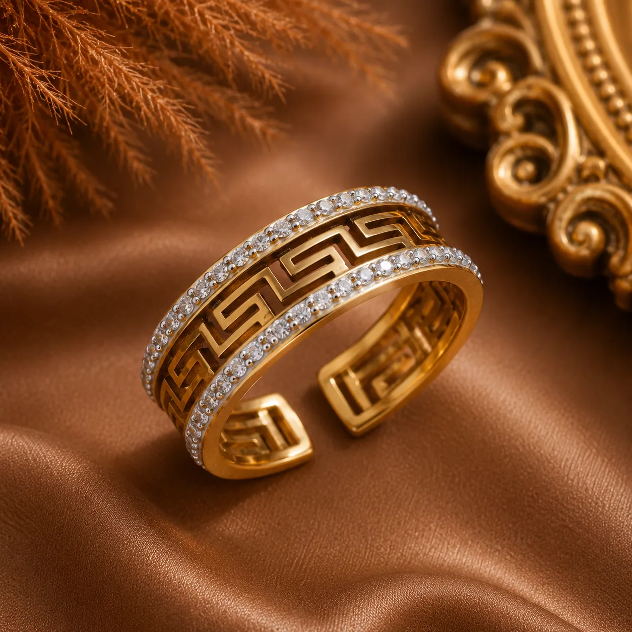 Aurelia Greek Key Ring